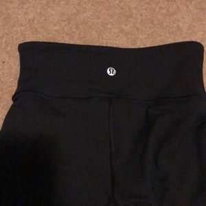 Lululemon black wunder unders